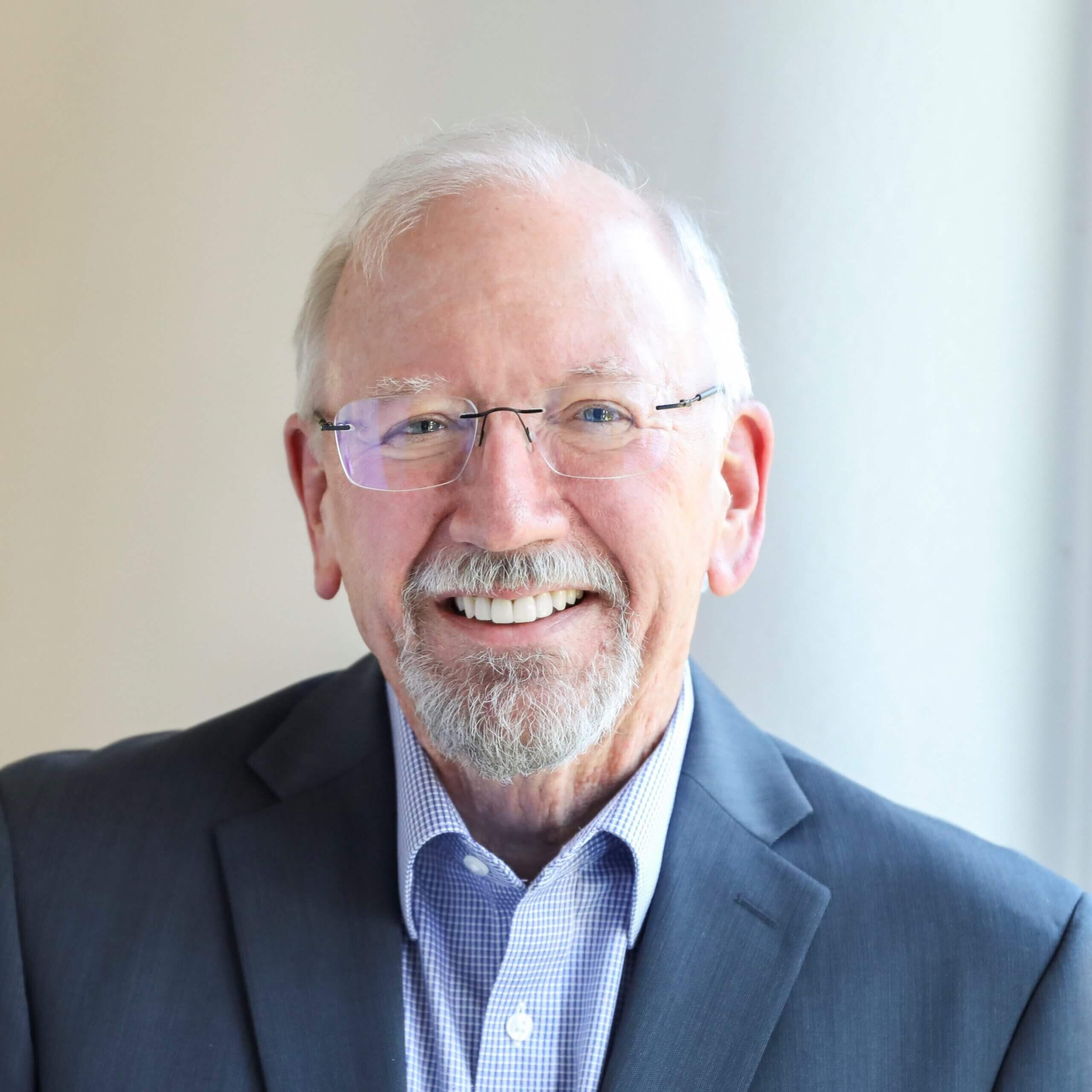 Ed Toms headshot