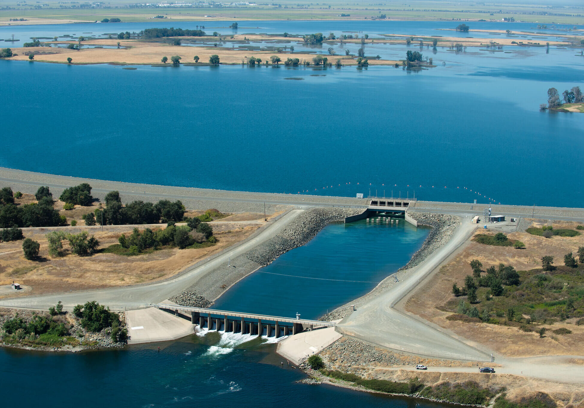 Thermalito Afterbay Dam - Oroville CA - CA DWR Photo Credits